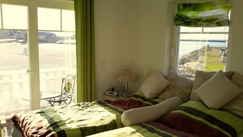 Strandhaus Libelle - Direkt Am Strand Der Ostsee カッペルン エクステリア 写真